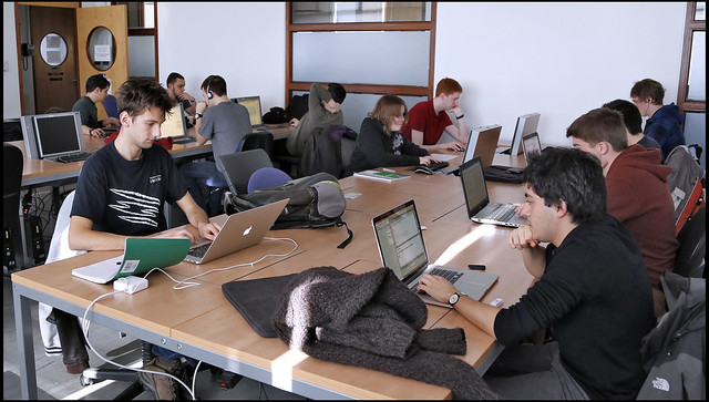 Apa Itu Informatika dan Manfaatnya